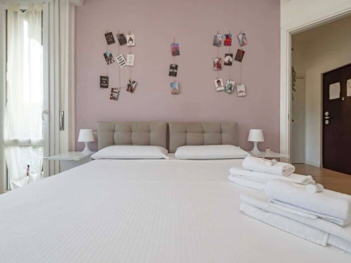 Appartamento monolocale in affitto in Via delle Forze Armate, Primaticcio, Milano