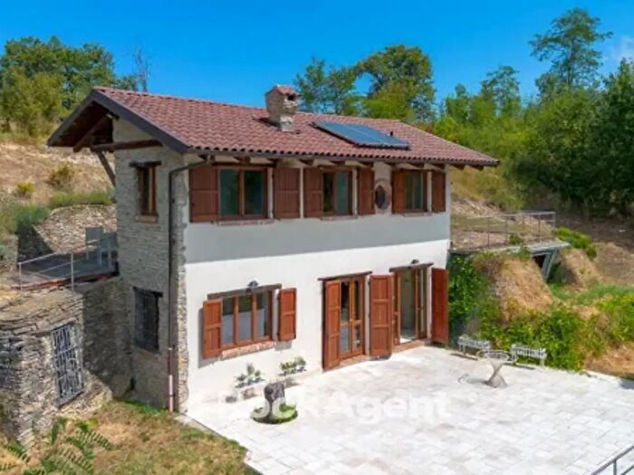 Casa con 5 locali in vendita in Via Borine, Sinio