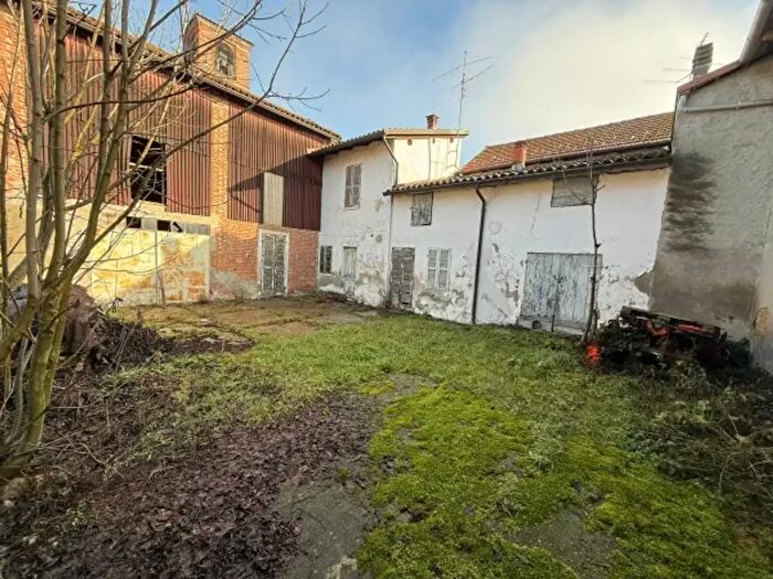 Casa quadrilocale in vendita in Vicolo San Pio V, Gamalero