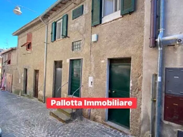 Appartamento bilocale in vendita in Via del Poggio, Capodimonte