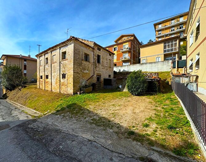 Casa con 10 locali in vendita in Via Romagna Snc, SantElpidio A Mare