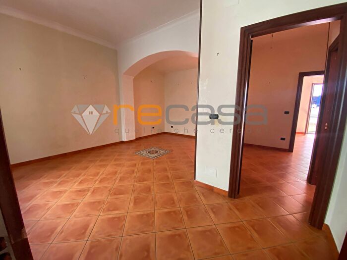 Appartamento trilocale in vendita in Via Menotti, Bellizzi