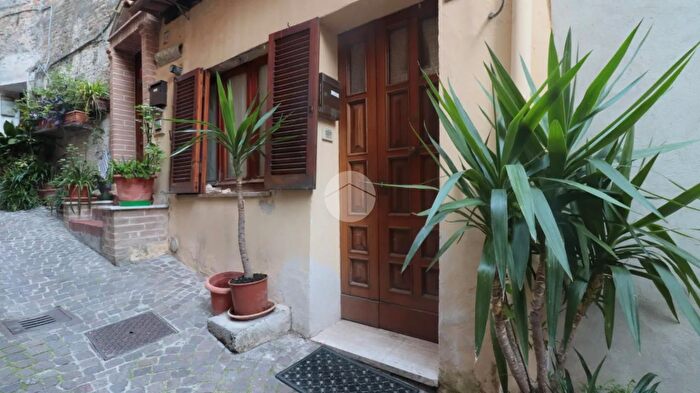 Appartamento trilocale in vendita in Via Cesarino Sforza, Grottammare