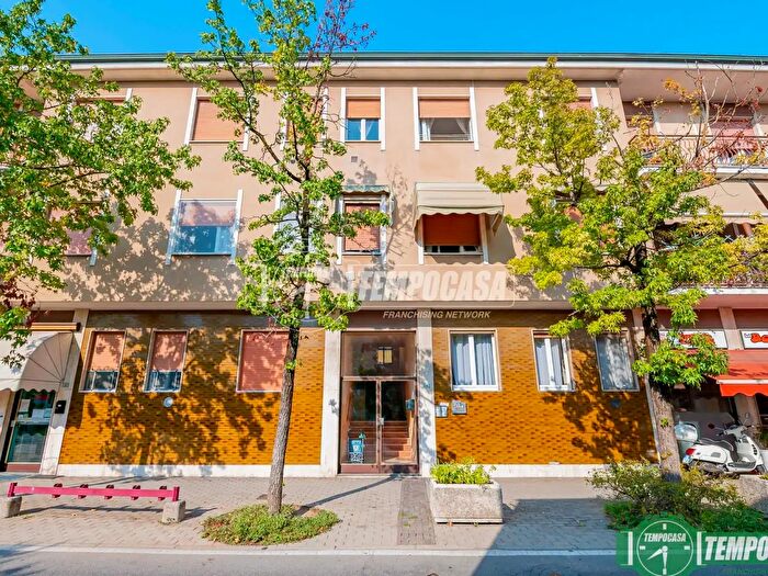 Appartamento trilocale in vendita in Via IV Novembre, Lodi Vecchio