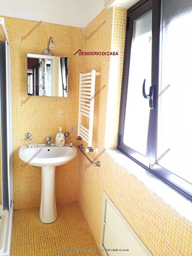 Appartamento trilocale in vendita in Viale Venere Valdesi VII Circoscrizione Palermo Sicilia Italia, Palermo