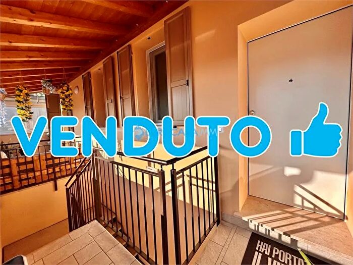 Appartamento quadrilocale in vendita in Corso Marconi Novi di Modena Mo, Novi Di Modena