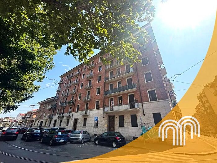 Appartamento trilocale in vendita in Piazza Tommaso Campanella, Torino