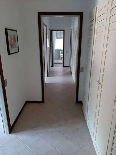 Appartamento quadrilocale in affitto in Via Filippetti Milano, Milano