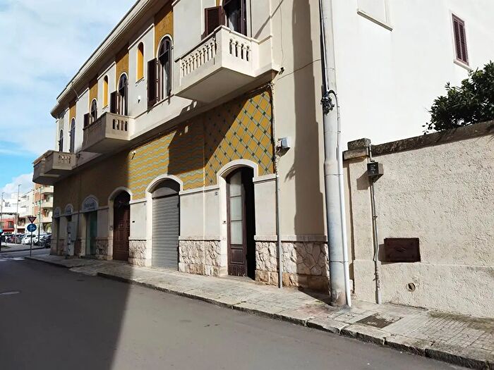 Appartamento bilocale in vendita in Via Giulia, Galatina