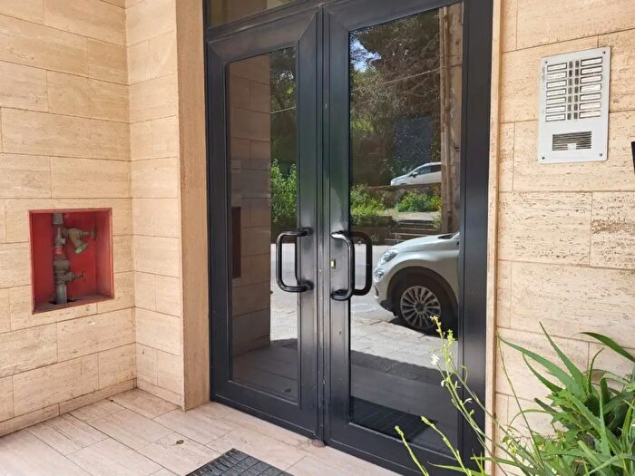 Appartamento quadrilocale in vendita in Via Niscemi, Caltanissetta