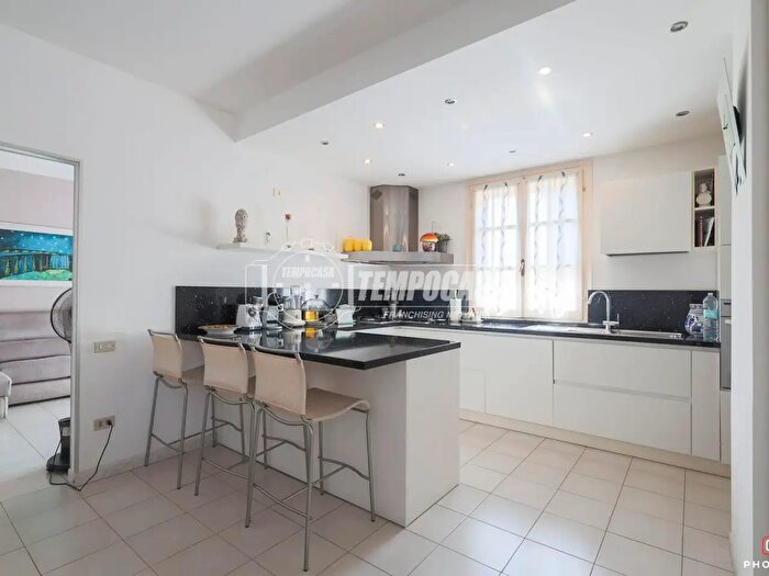 Casa con 6 locali in vendita in Via Canalazzo, Ravenna