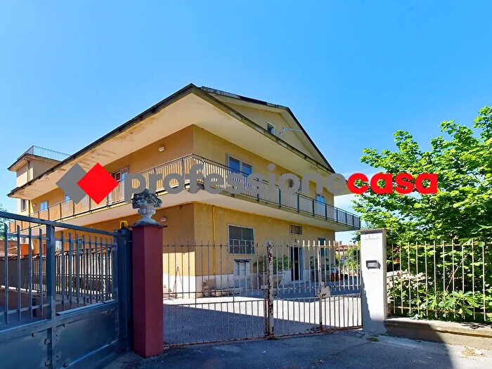 Appartamento quadrilocale in vendita in Via Bernasconi, San Nicola La Strada