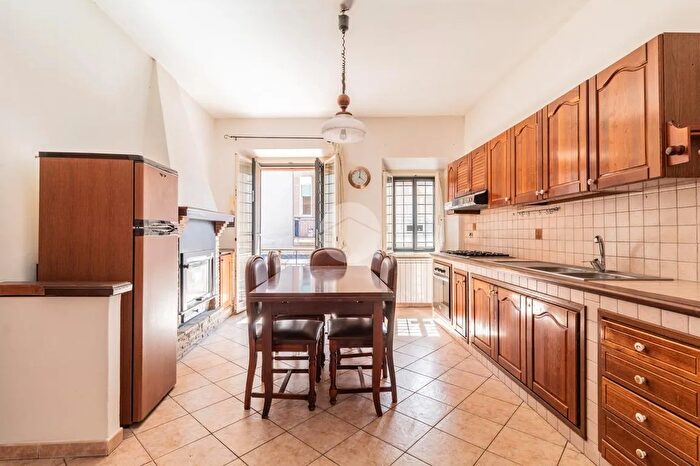 Appartamento quadrilocale in vendita in Via Giuseppe Verdi, Castel SantElia