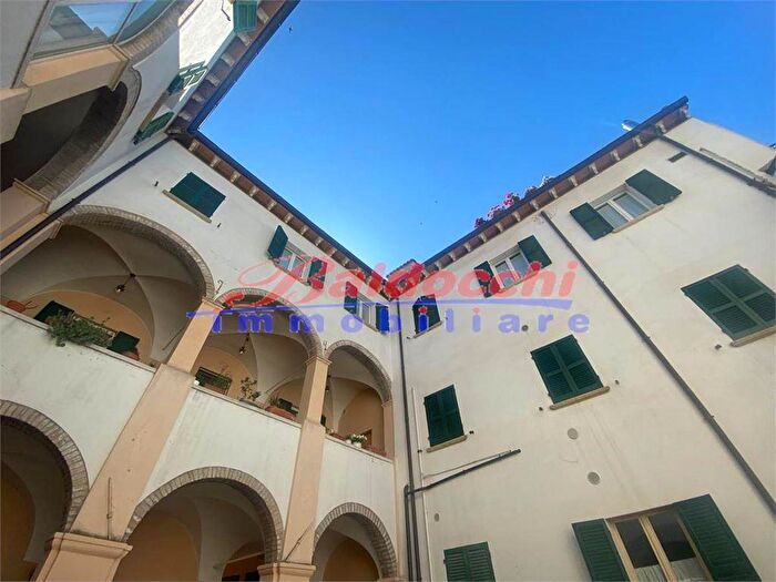 Appartamento con 5 locali in vendita in Pesaro