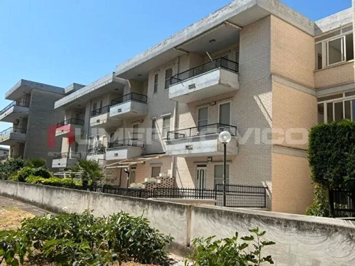 Appartamento trilocale in vendita in Viale del Sole, Lesina
