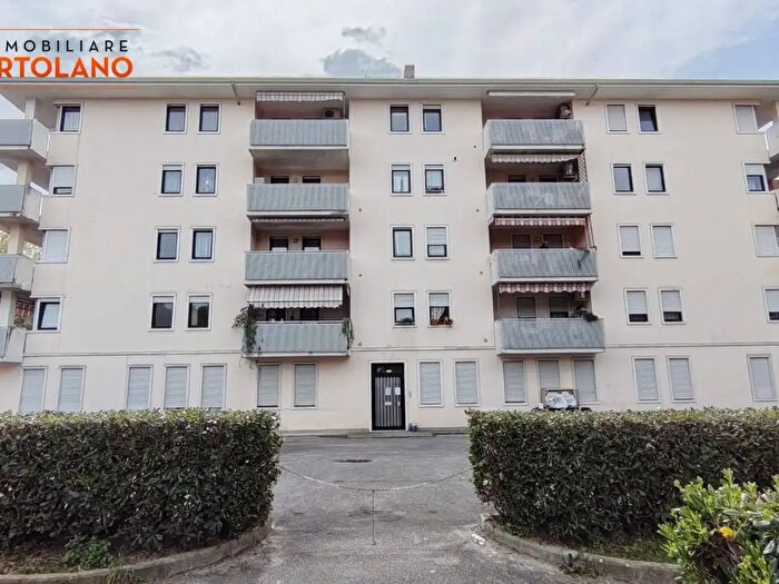 Appartamento quadrilocale in vendita in Via Parini Monfalcone, Monfalcone