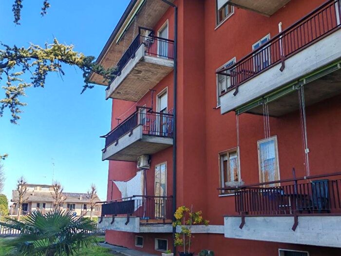 Appartamento trilocale in affitto in Via Giuseppe Mazzini, Cicognolo