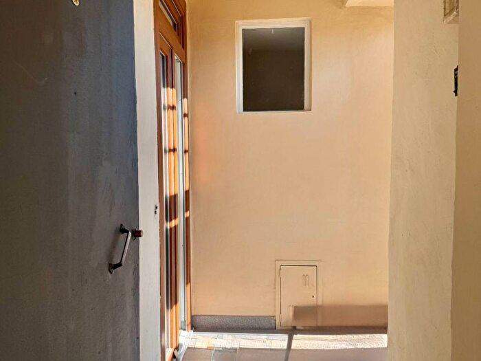 Appartamento bilocale in affitto in Via Carlo Noè, Aurora, Torino