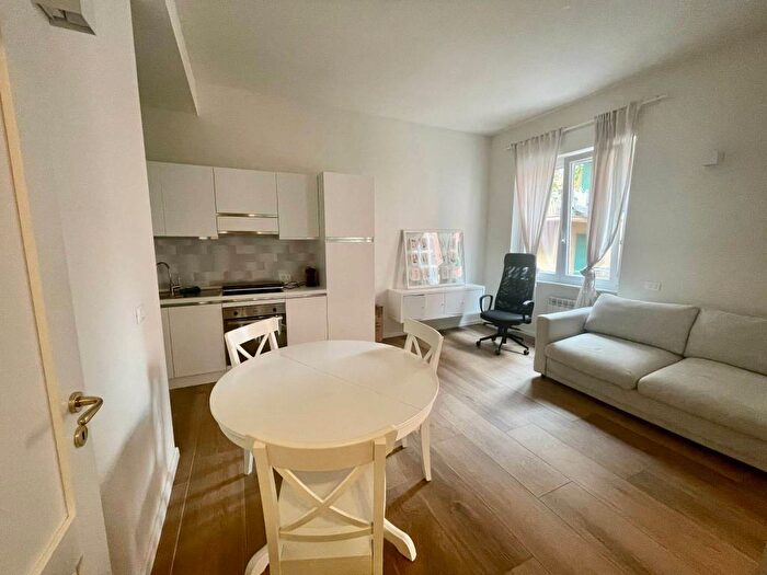 Appartamento bilocale in affitto in Via Trento, Centro Esterno Ferrovia, Rapallo