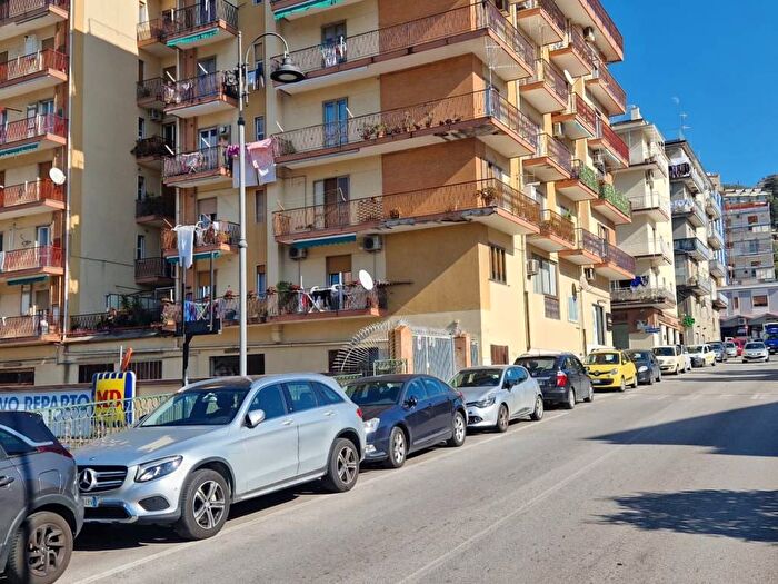 Appartamento trilocale in affitto in Via Giovanni De Falco, Irno Brignano, Salerno