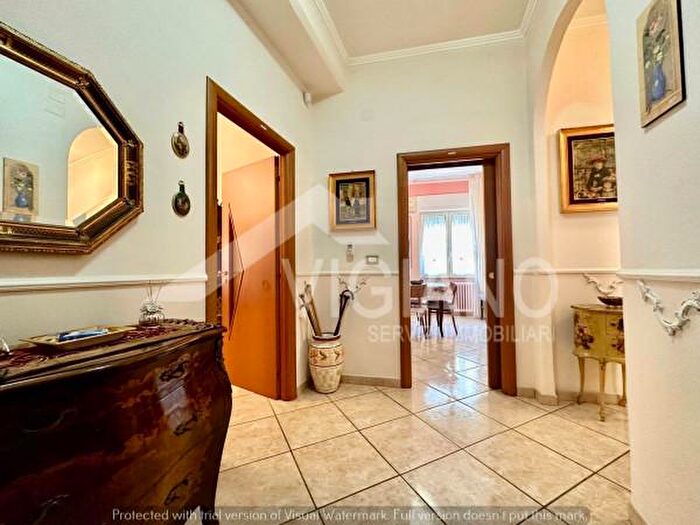 Appartamento quadrilocale in vendita in Via Meridiana, Foggia