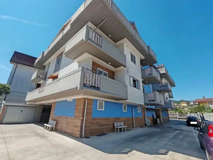 Appartamento quadrilocale in vendita in Via Principe Carlo Spinelli, San Giorgio Del Sannio