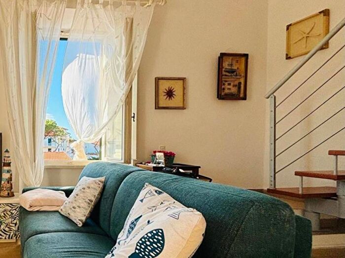 Appartamento bilocale in affitto in via fucini, Castiglioncello, Rosignano Marittimo