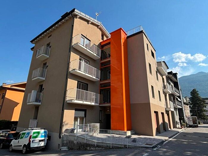 Appartamento monolocale in affitto in Via Grumello, Centro, Sondrio