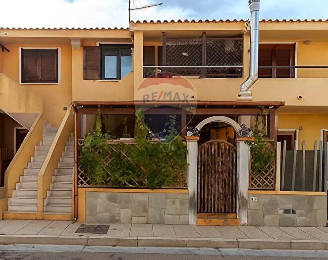 Appartamento bilocale in vendita in Via Alfieri, Villasimius