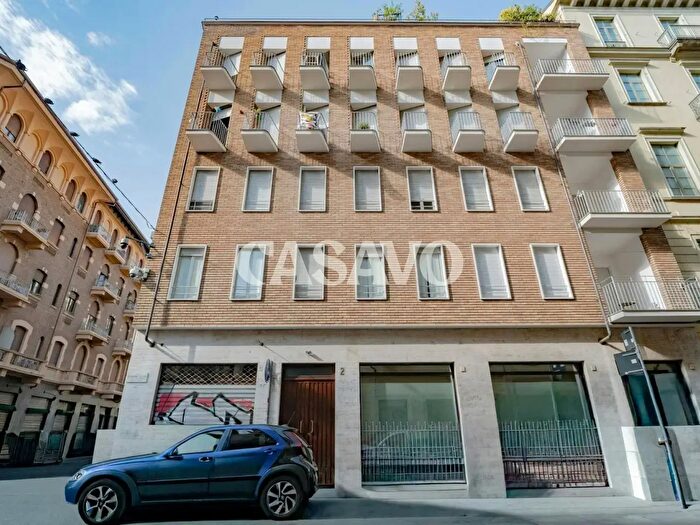 Appartamento trilocale in vendita in Via Bernardino Galliari, Torino