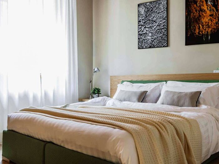 Appartamento trilocale in affitto in Via Ascanio Sforza, Ascanio Sforza, Milano