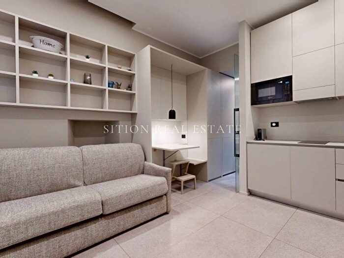 Appartamento monolocale in affitto in Via Cesare Da Sesto, Corso Genova, Milano