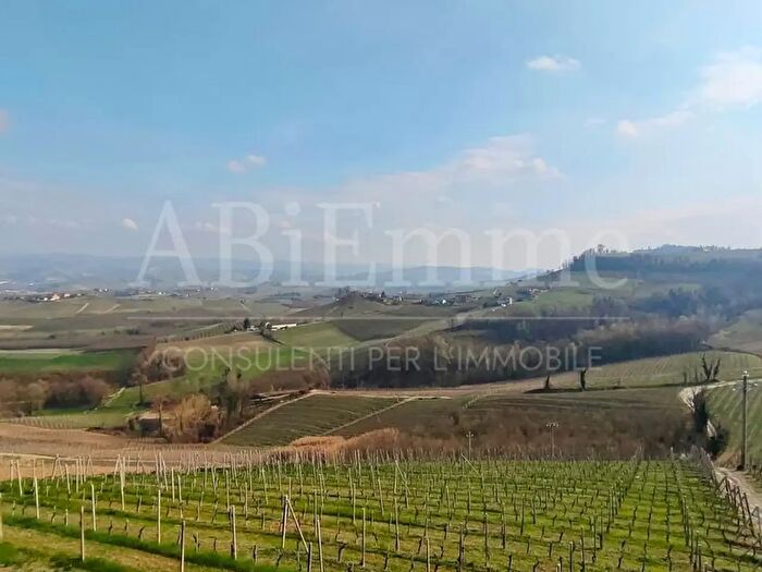 Casa con 5 locali in vendita in Via Schiavino Commendatore, Verduno