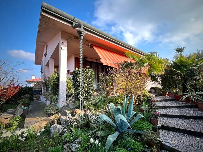 Casa con 5 locali in vendita in Pontecchio Polesine