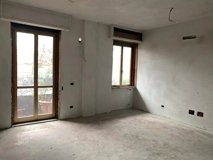 Appartamento bilocale in vendita in Lungarno Ferrucci, Firenze