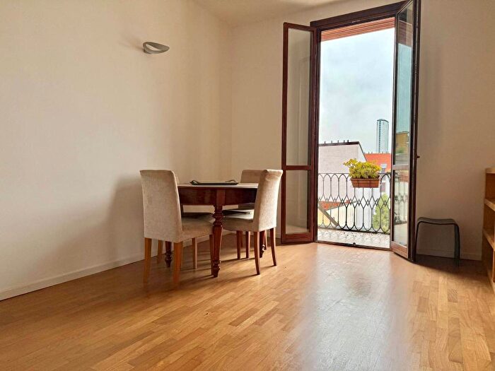 Appartamento trilocale in affitto in Viale Lunigiana, Centrale, Milano