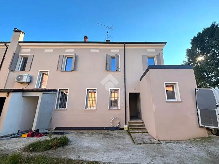 Appartamento bilocale in vendita in Via Villanova Maiardina, San Giorgio Bigarello