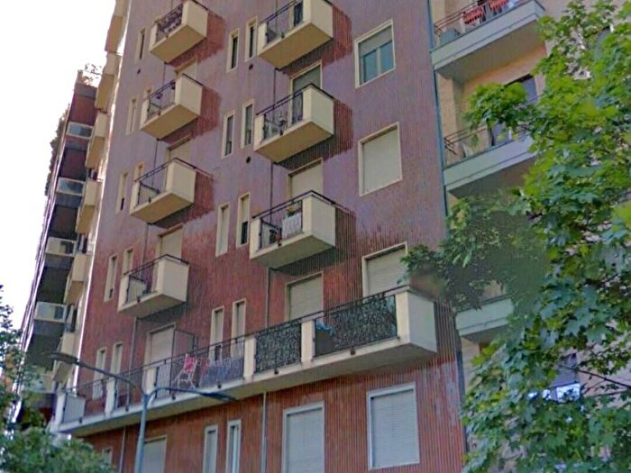 Appartamento bilocale in affitto in Via Roncaglia, Washington, Milano
