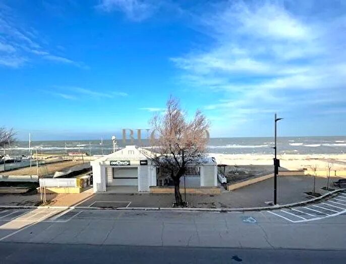 Appartamento con 6 locali in vendita in Senigallia