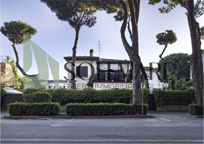 Appartamento con 6 locali in vendita in Cesenatico