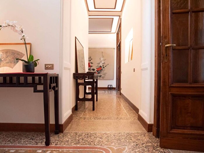 Appartamento con 6 locali in affitto in Via Antonio Stoppani, Parioli, Roma