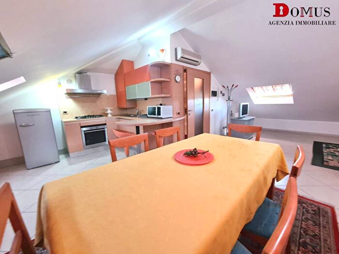 Casa trilocale in affitto in Dosso del Corso Chiesanuova, Mantova