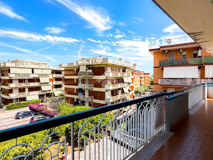 Appartamento quadrilocale in vendita in Via Palazzo, Formia