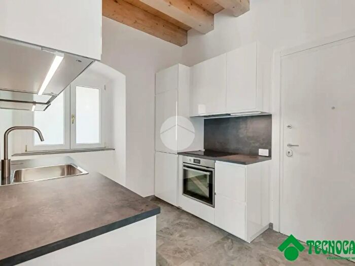 Appartamento trilocale in affitto in Via Sant'Agostino, La Spezia