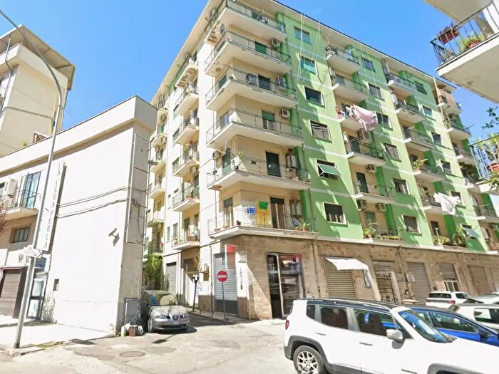 Appartamento trilocale in vendita in Via Walter Tobagi Snc, Cosenza