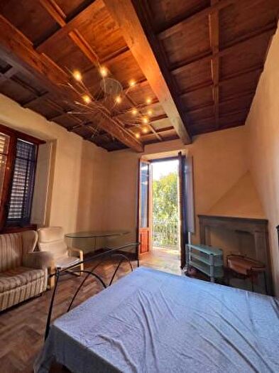 Casa con 5 locali in vendita in Piazza Umberto I, Rufina