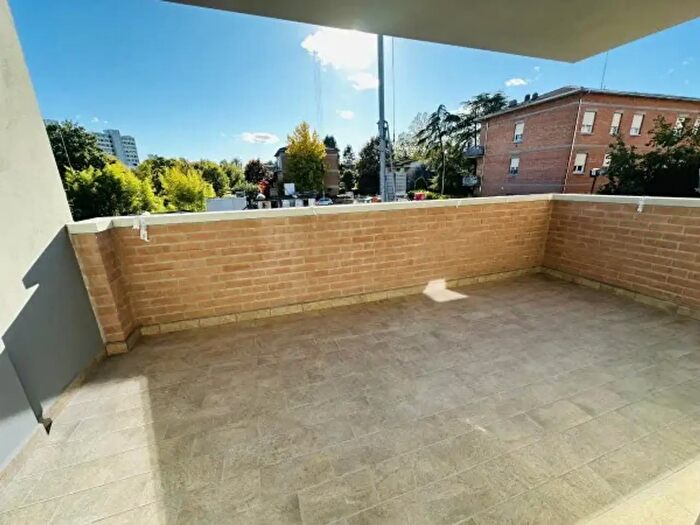 Appartamento quadrilocale in vendita in Via della Canalina, Reggio Emilia