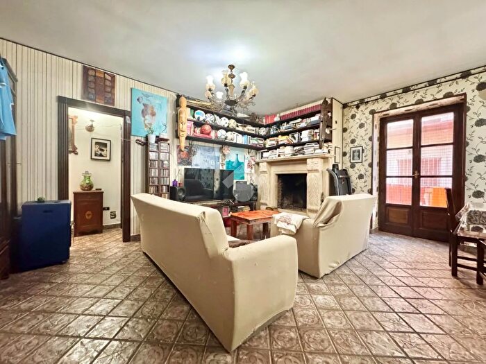 Appartamento quadrilocale in vendita in Via Enrico Fermi, Orta Di Atella