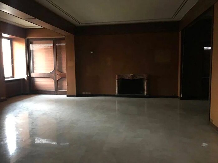 Casa con 10 locali in vendita in Viale Santa Maria della Croce Crema, Crema