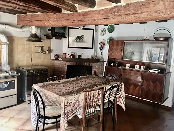 Casa quadrilocale in vendita in Pianello Val Tidone